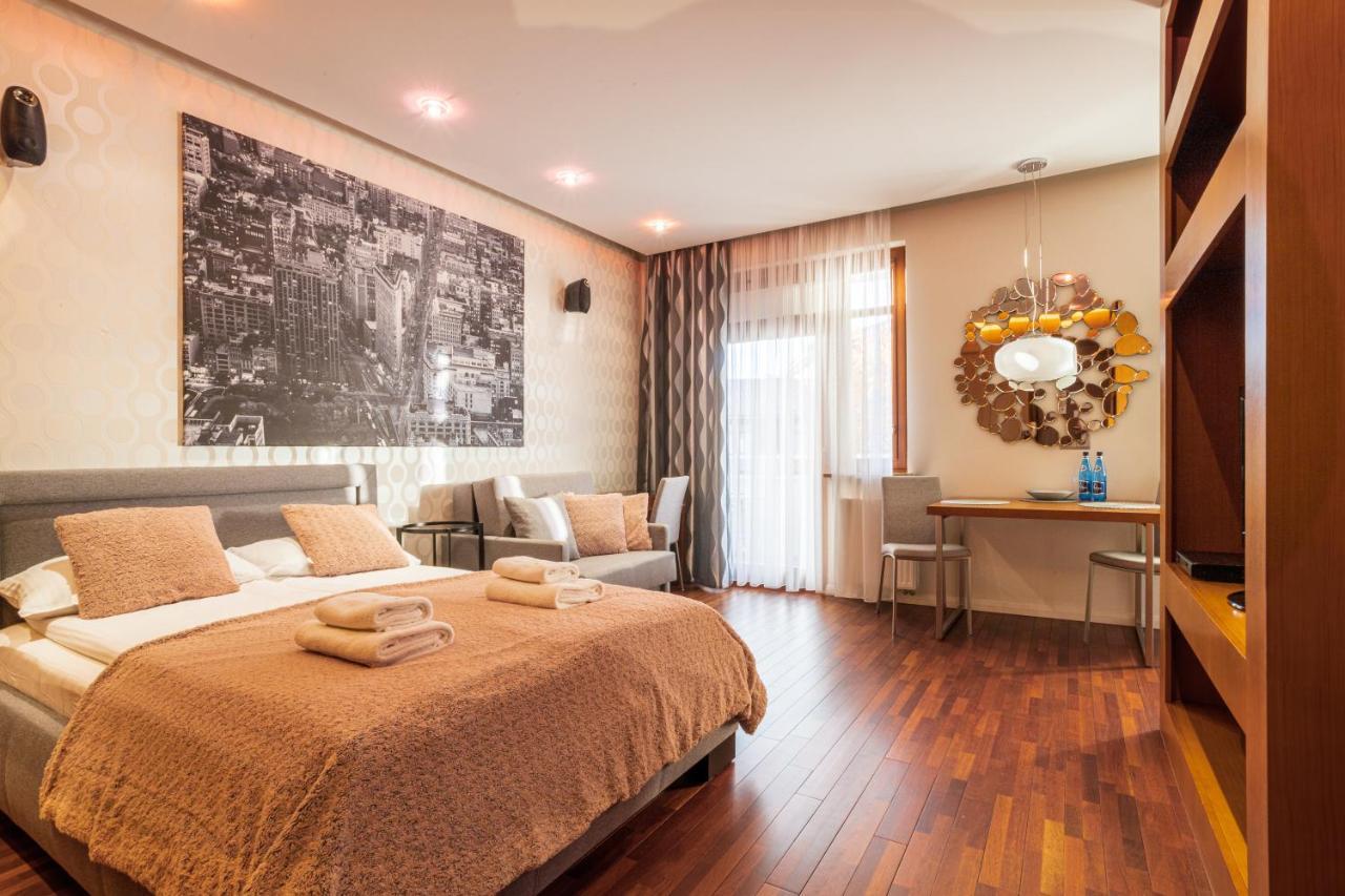Broadway - Neptun Park By Oneapartments Gdańsk Buitenkant foto